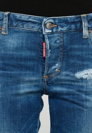 Узкие джинсы