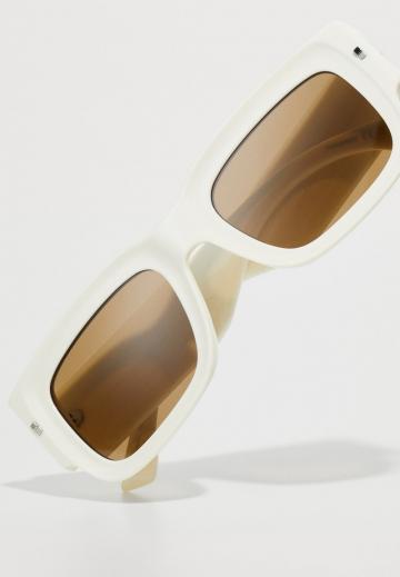 Солнечные очки