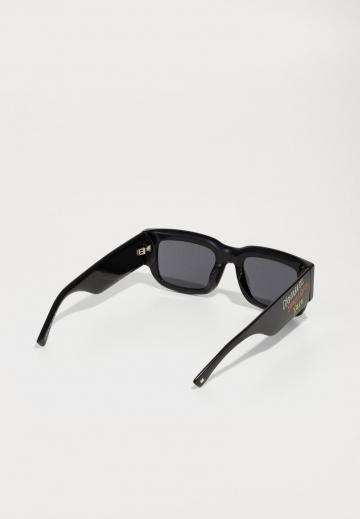 Солнечные очки