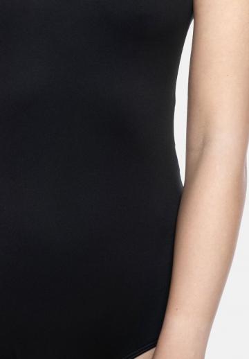 Слитный купальник