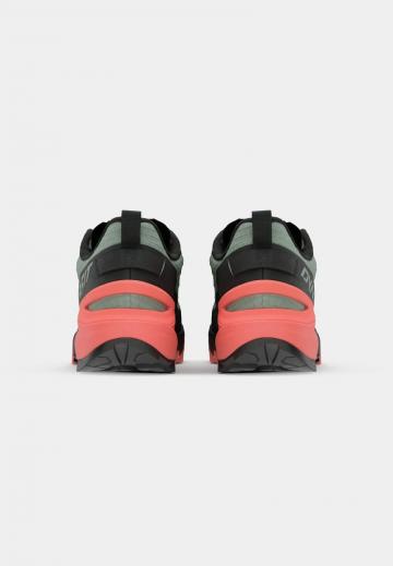 Походная обувь