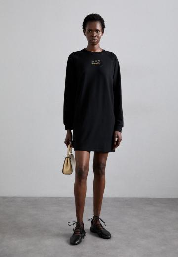 Спортивное платье