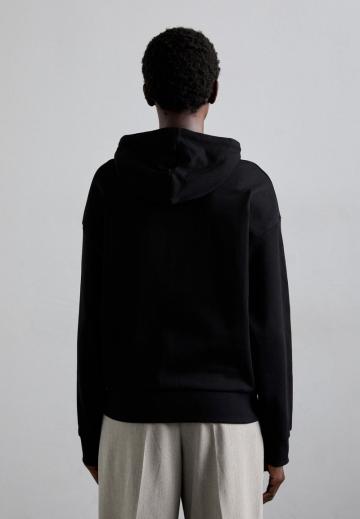 Спортивная толстовка