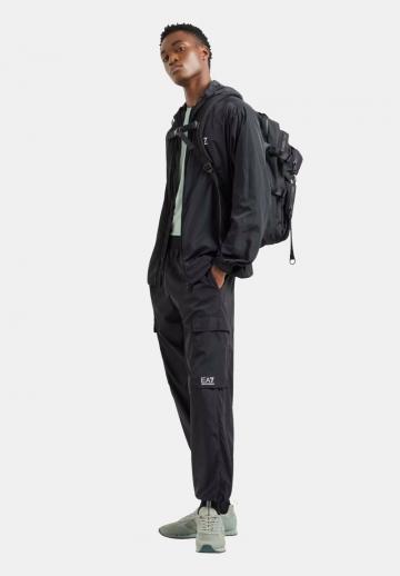 Спортивная куртка