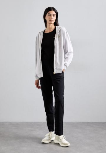 Спортивная толстовка