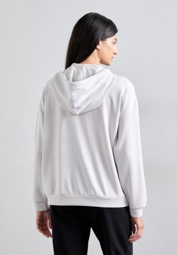 Спортивная толстовка