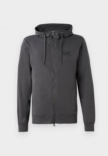 Спортивная кофта