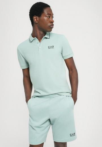 Спортивныве шорты