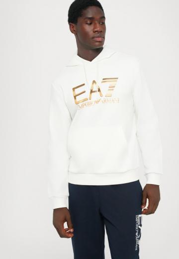 Спортивная кофта