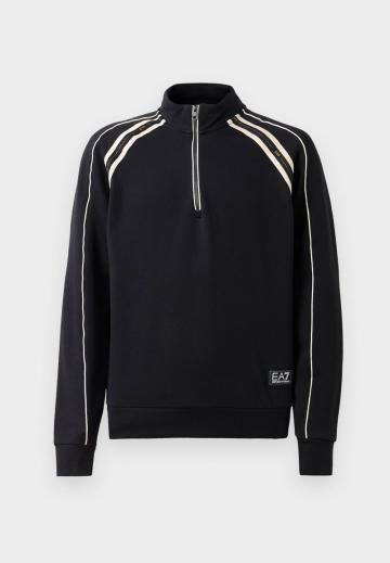 Спортивная кофта