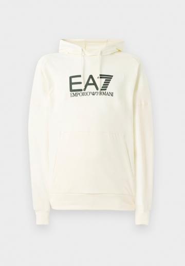 Спортивная кофта