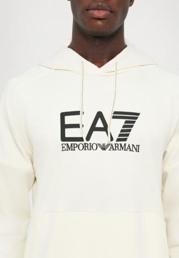 Спортивная кофта