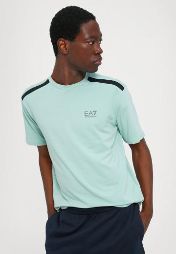 Спортивныве шорты