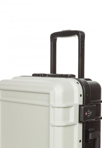 Чемодан на колесах