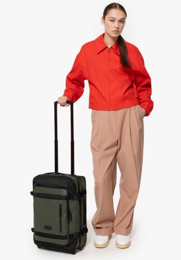 Чемодан на колесах