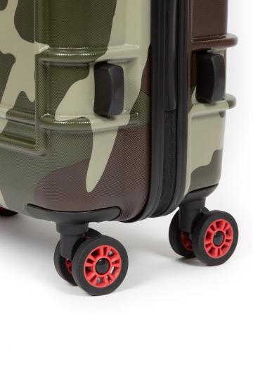 Чемодан на колесах