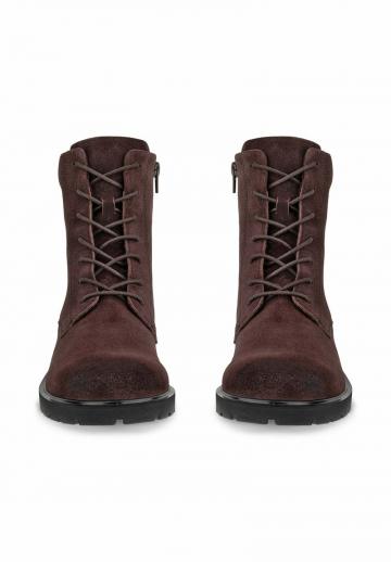 Ботинки на шнуровке