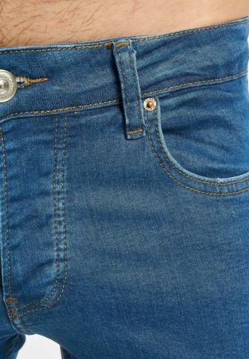 Узкие джинсы