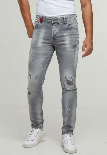 Узкие джинсы