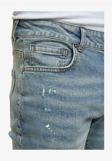 Узкие джинсы