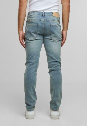 Узкие джинсы