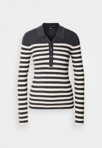 Пуловер с воротником поло