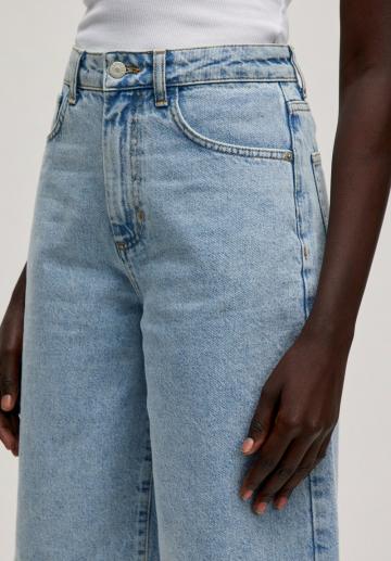 Широкие брюки