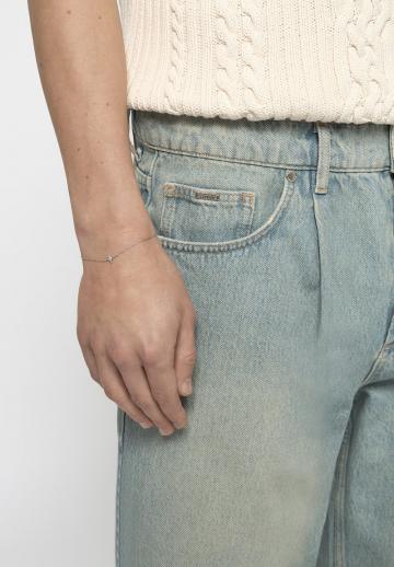 Свободные джинсы