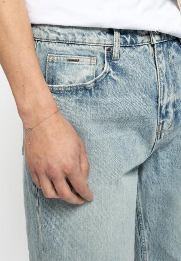 Свободные джинсы
