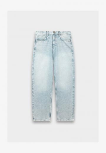 Свободные джинсы