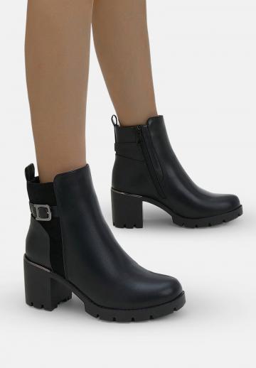 Полусапожки на высоком каблуке