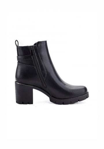 Полусапожки на высоком каблуке