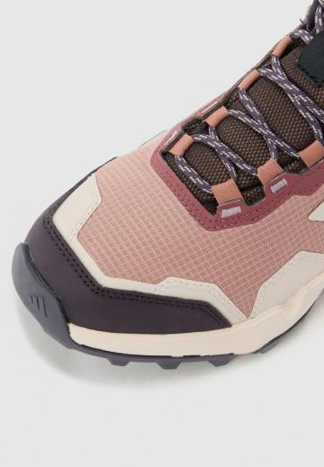 Походная обувь