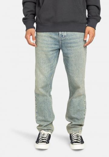 Свободные джинсы