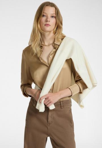 Атласная блузка