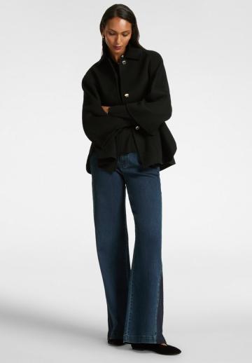 Клешеные джинсы