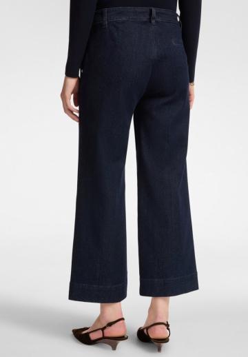 Клешеные джинсы