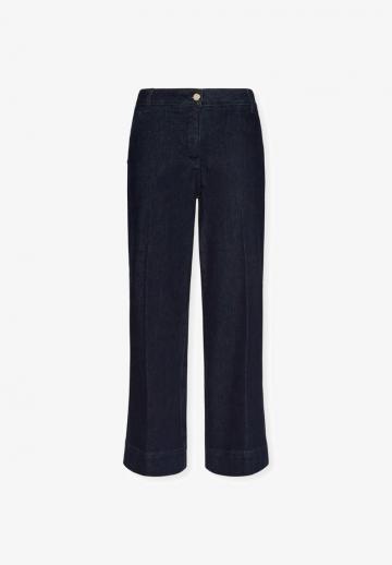 Клешеные джинсы