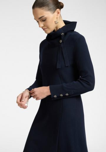 Вязаное платье