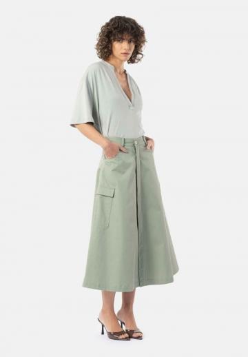 Юбка с накладными карманами