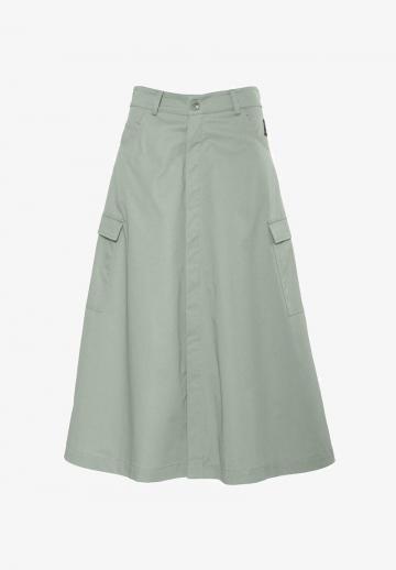 Юбка с накладными карманами