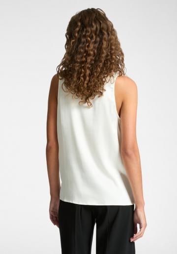 Блузка без рукавов