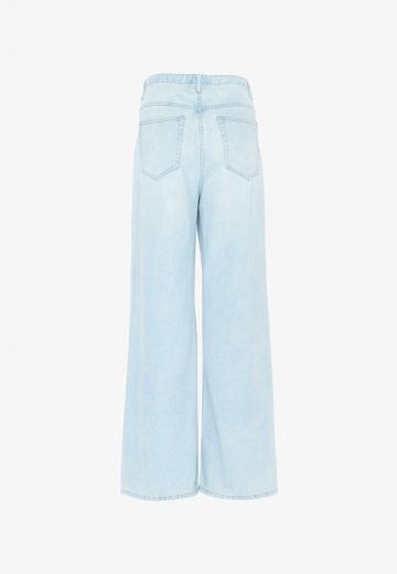 Клешеные джинсы