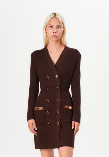 Вязаное платье