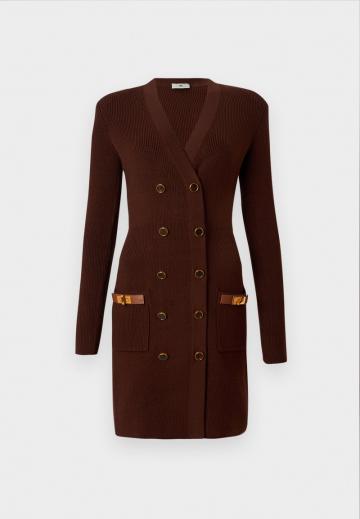 Вязаное платье