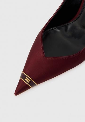 Туфли на высоком каблуке