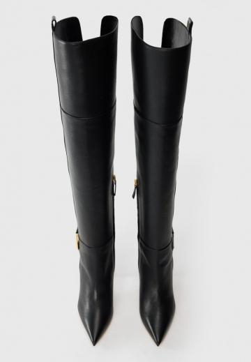 Высокие сапоги