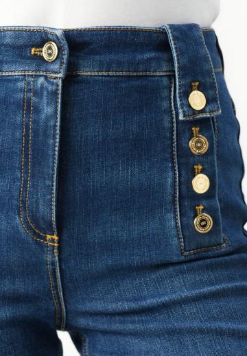 Клешеные джинсы