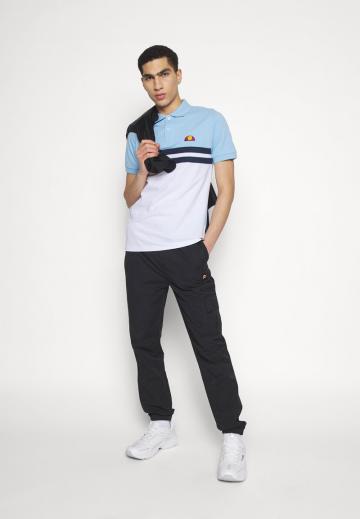 Брюки с накладными карманами