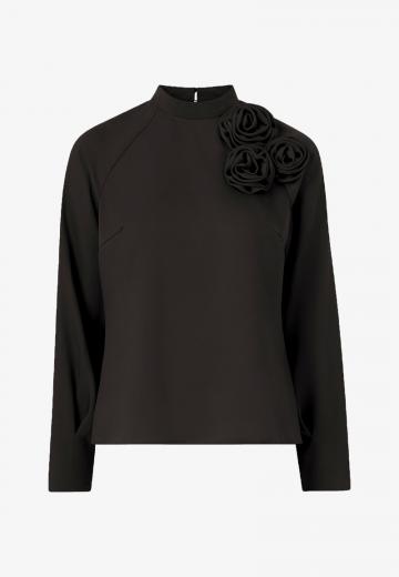 Атласная блузка